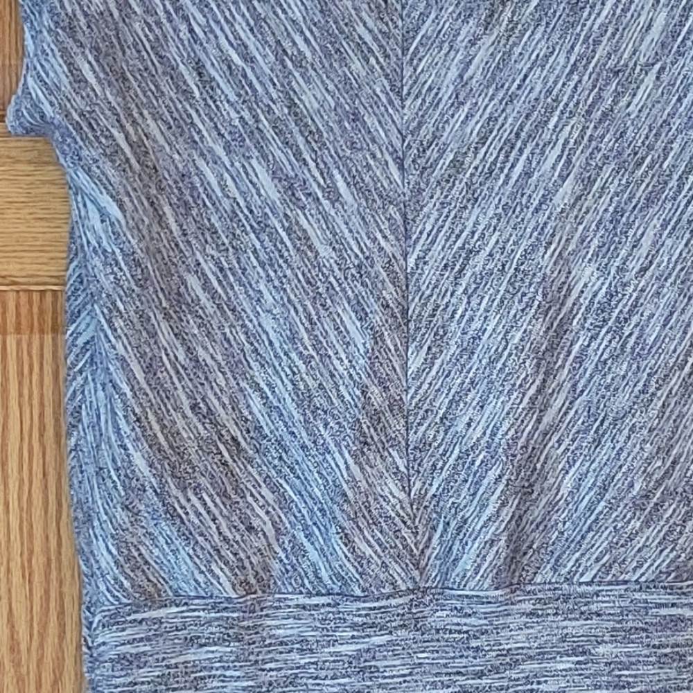 Knox Rose Top Ruched Sides - Picture 2 of 4